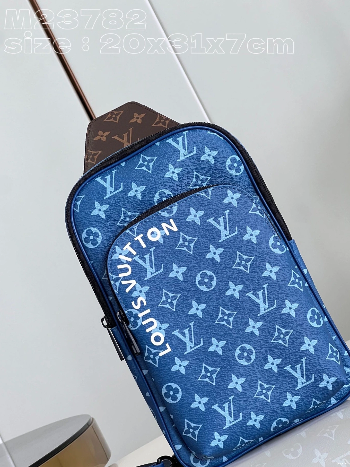 Avenue NM Slingbag LOUIS VUITTON 0901